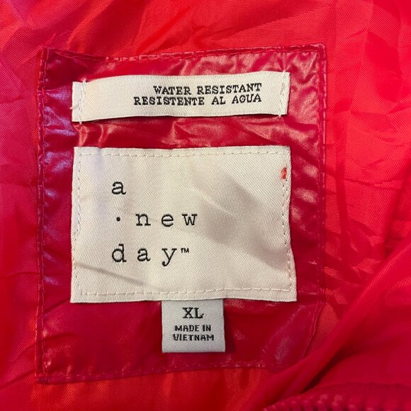 Puffer Coat Woman's XL A New Day Shinny Red Pockets EUC - Picture 6 of 9